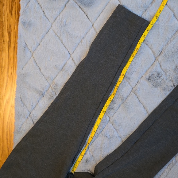 Matilda Jane Grey Casual Leggings, Women's Size Large, Excellent Condition - Picture 4 of 9